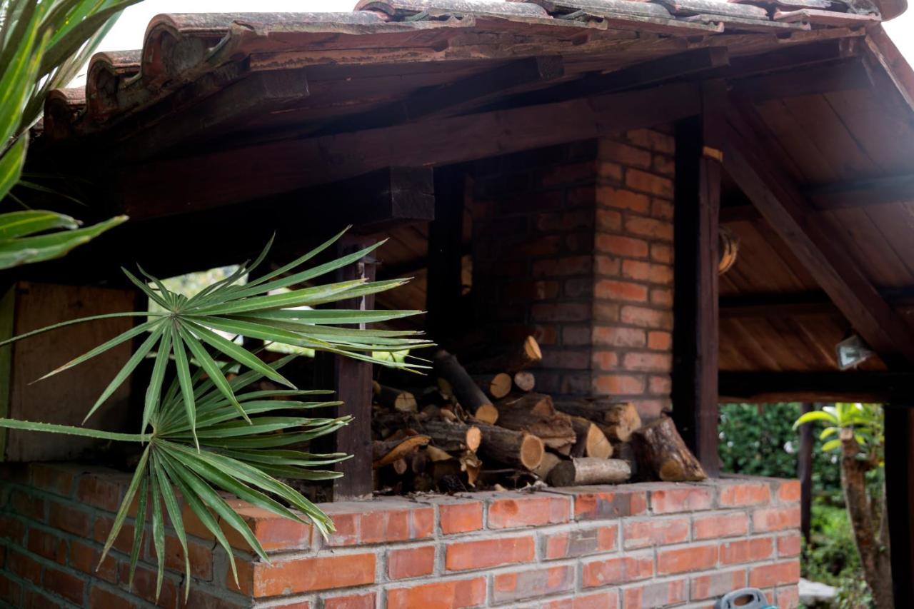 L'Acchiappasogni Bed And Breakfast Colle di Fuori Luaran gambar