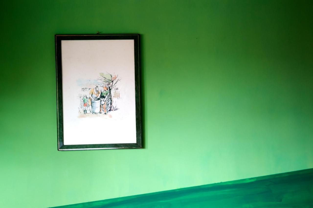 L'Acchiappasogni Bed And Breakfast Colle di Fuori Luaran gambar