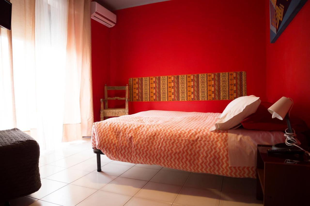 L'Acchiappasogni Bed And Breakfast Colle di Fuori Luaran gambar